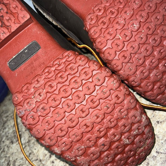 Men’s Size 9 LLBean boots - Picture 3 of 5